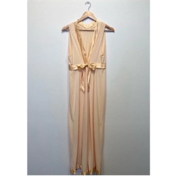 Beautiful Vintage golden yellow deep-V slip dress - Picture 2 of 16